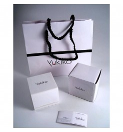 Collana Yukiko croce pendente con diamanti CLD3601Y